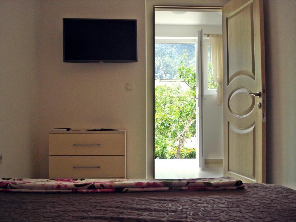 Kotor Kelly Apartments Room photo